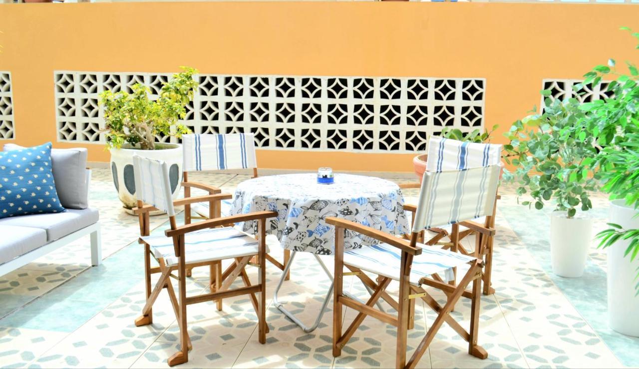 Seguro El Sol - 2 Bed Sunkissed Property With Pool And Tennis Court 圣地亚哥港 外观 照片