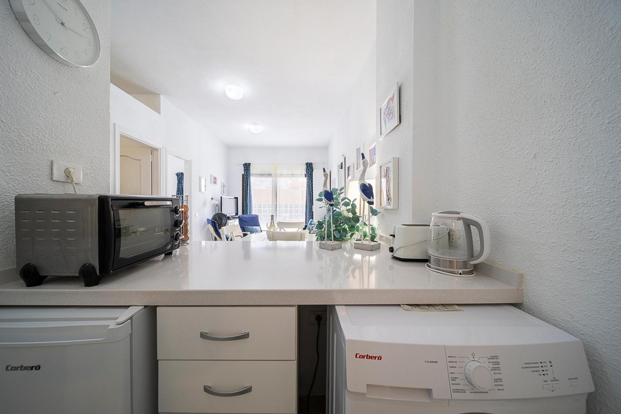 Seguro El Sol - 2 Bed Sunkissed Property With Pool And Tennis Court 圣地亚哥港 外观 照片